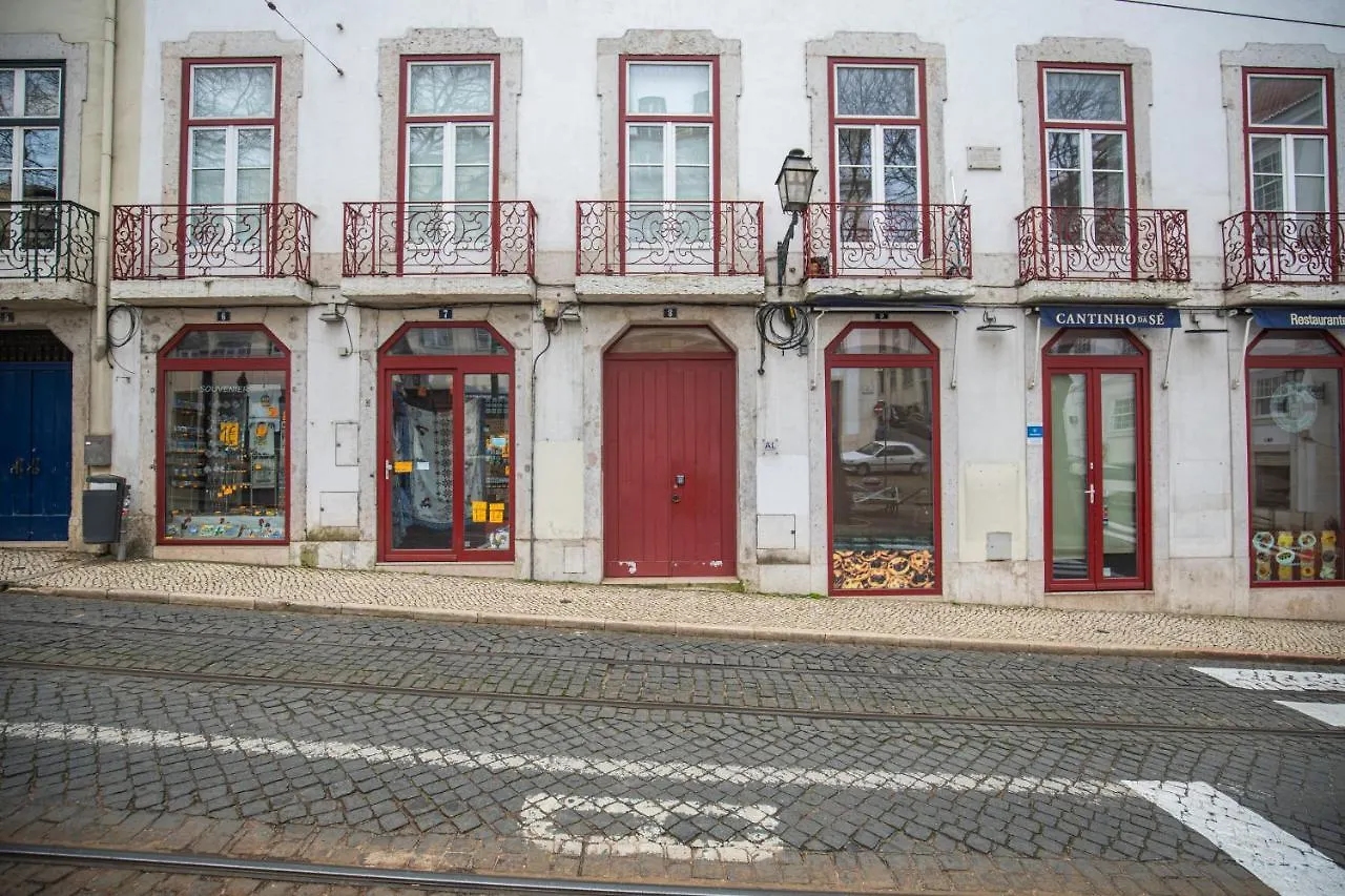 Lovelystay - Distinctive & Unique Apartment Next To Se Cathedral Of Lisbon - 5 Min To Chiado